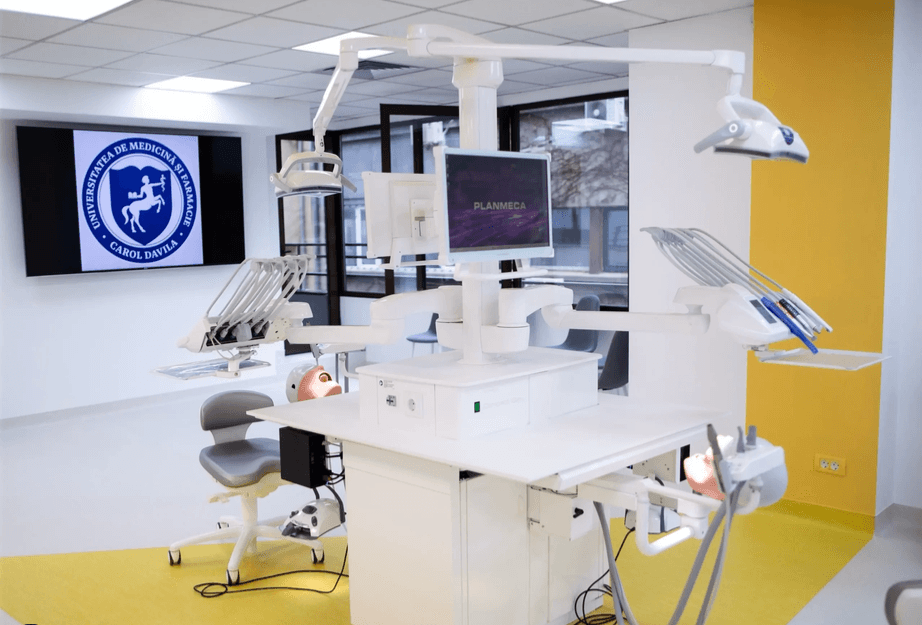 Carol Davila University dental simulation suite